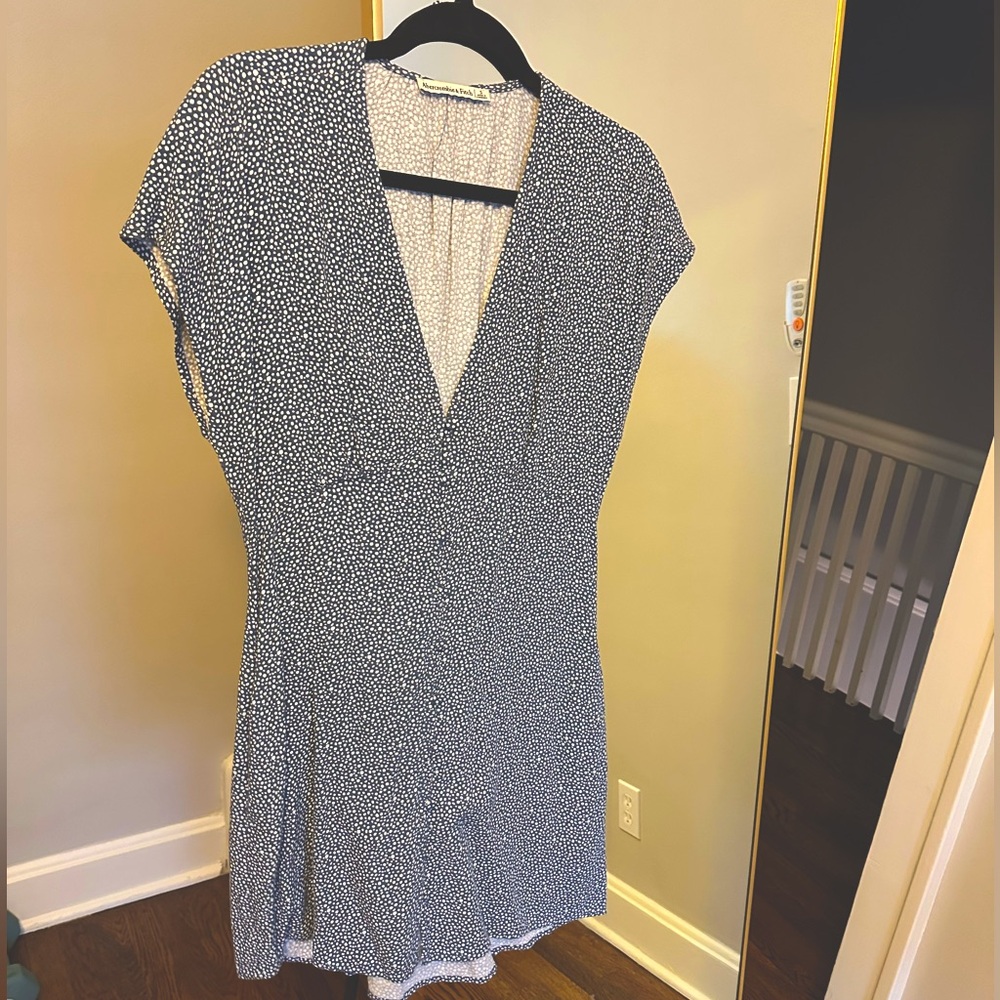 Size small Abercrombie & Fitch Blue Dot dress
